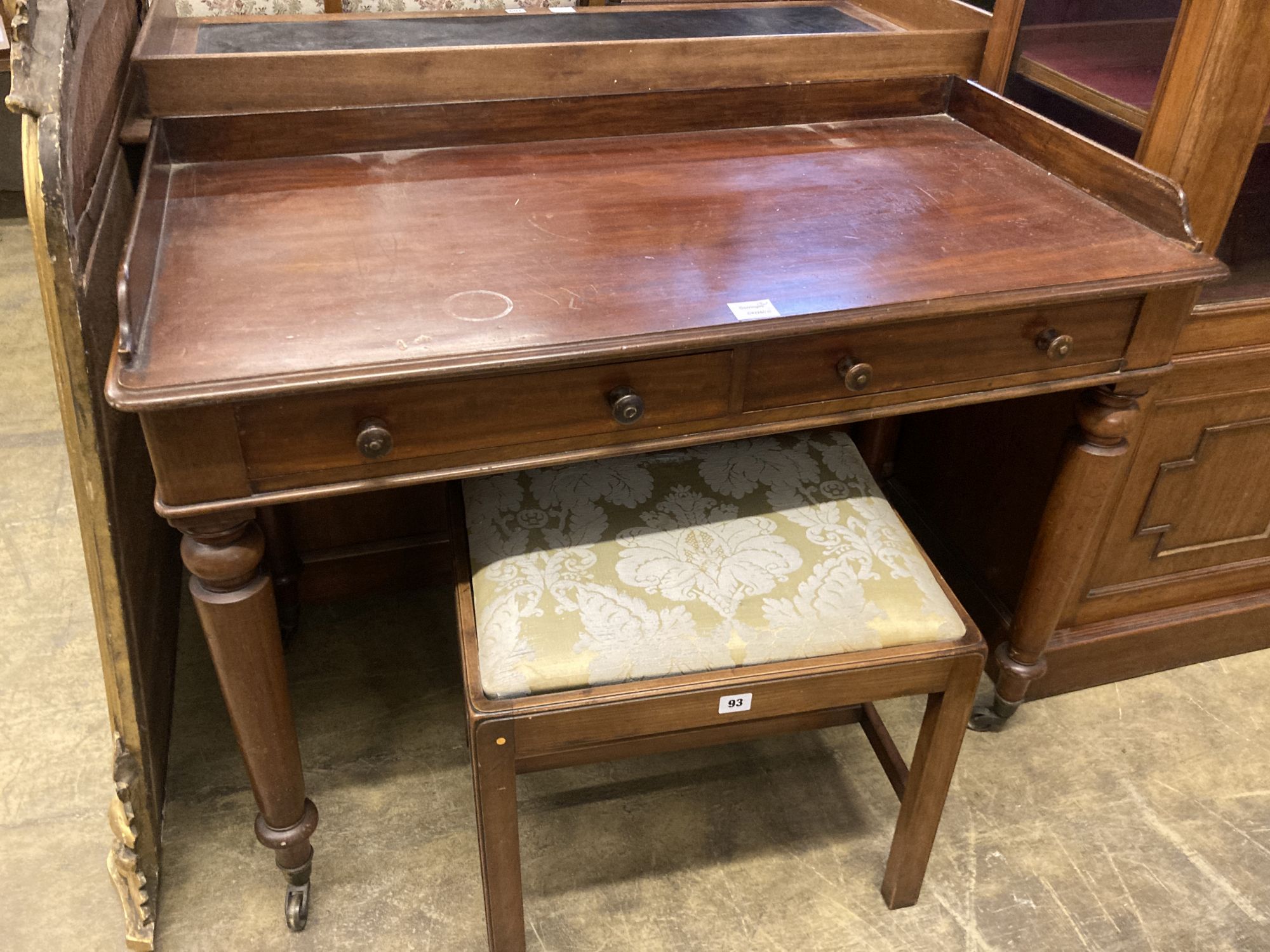 A Victorian mahogany washstand, width 106cm, depth 54cm, height 79cm, together with a mahogany toilet mirror and a stool (3)